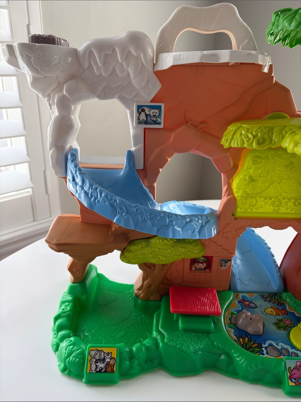 Fisher-Price Little People Animal Sounds Zoo / Zoo Talkers - Picture 5 of 13